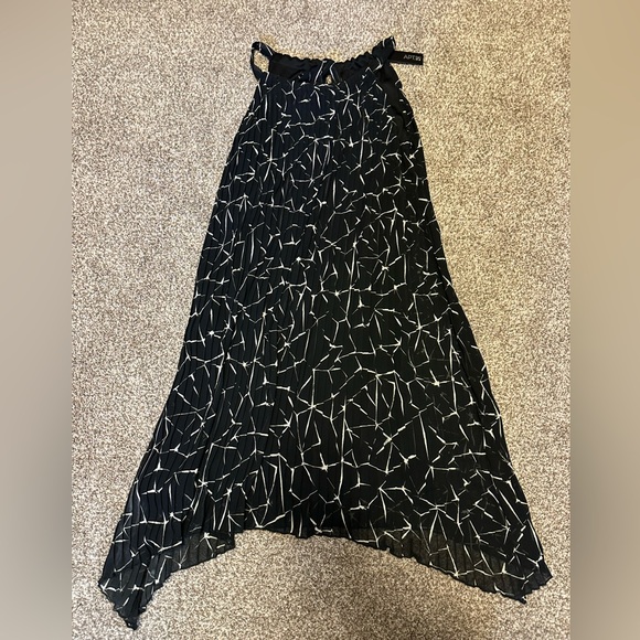 Apt. 9 Pleated Shark-Bite Chiffon Shift Dress NWT - Picture 2 of 5